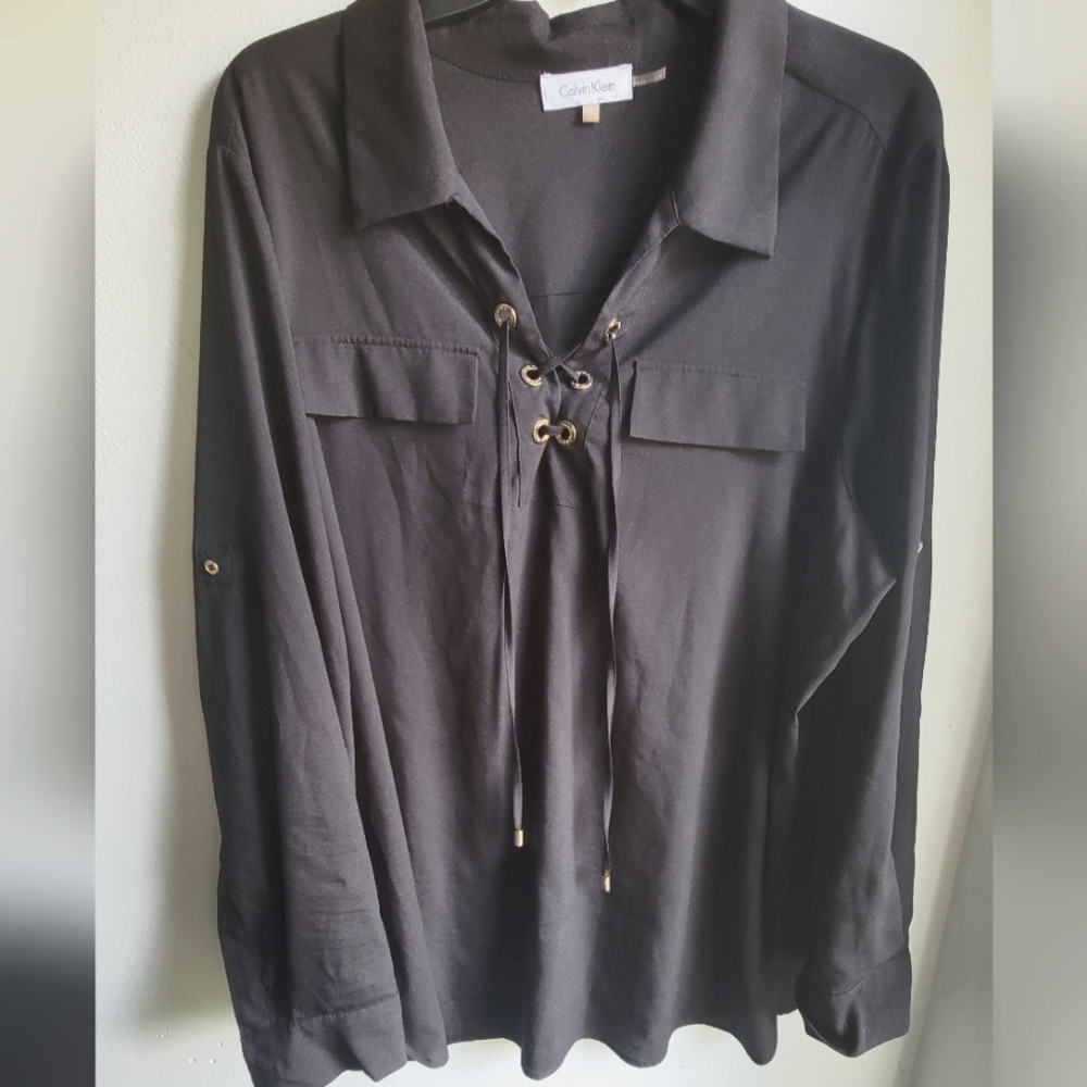 Calvin Klein Black draw string dressy top .Size 1X.